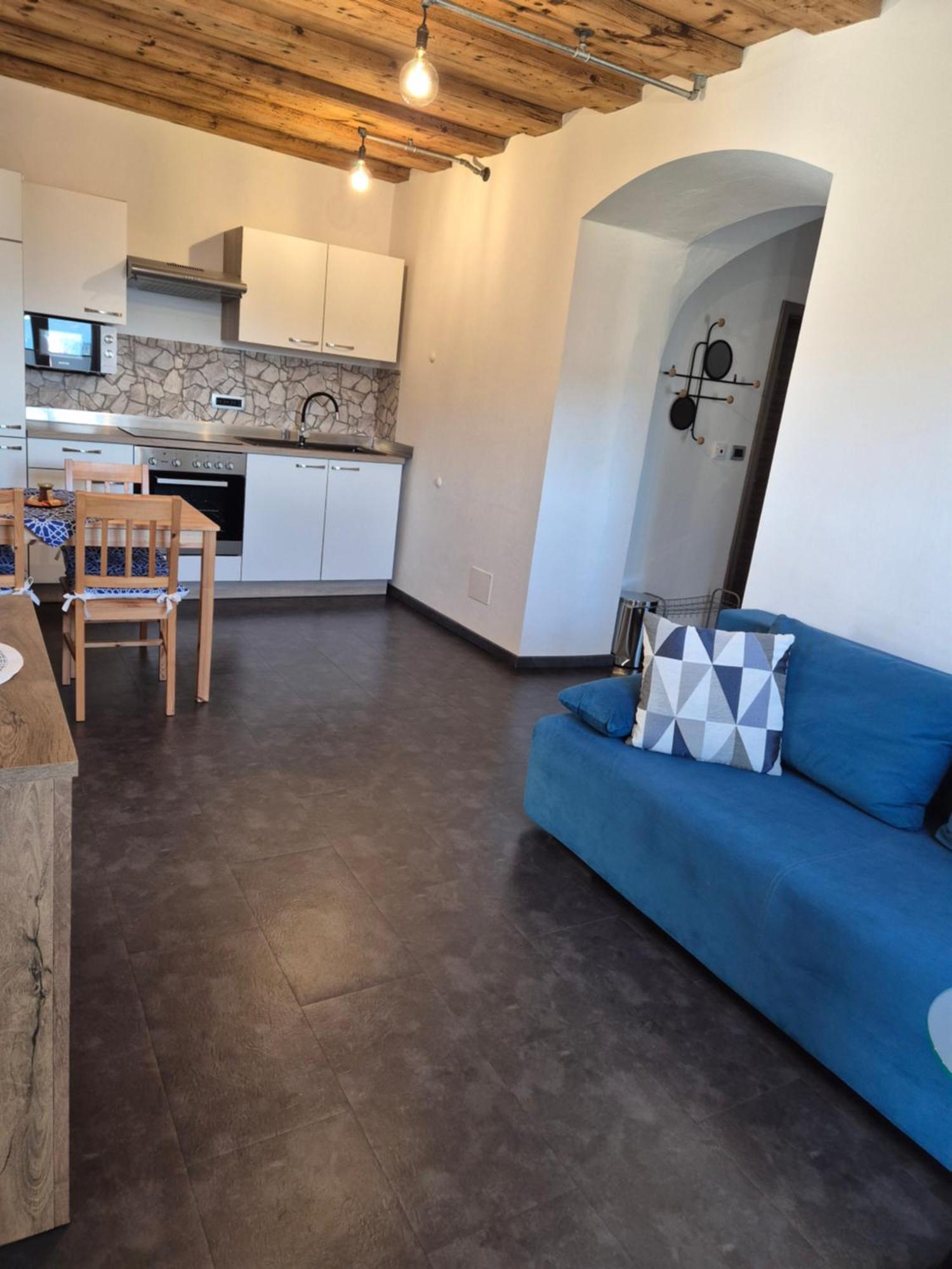 Apartmaji Pr'Pisk โบฮินิสกา เบลา ภายนอก รูปภาพ